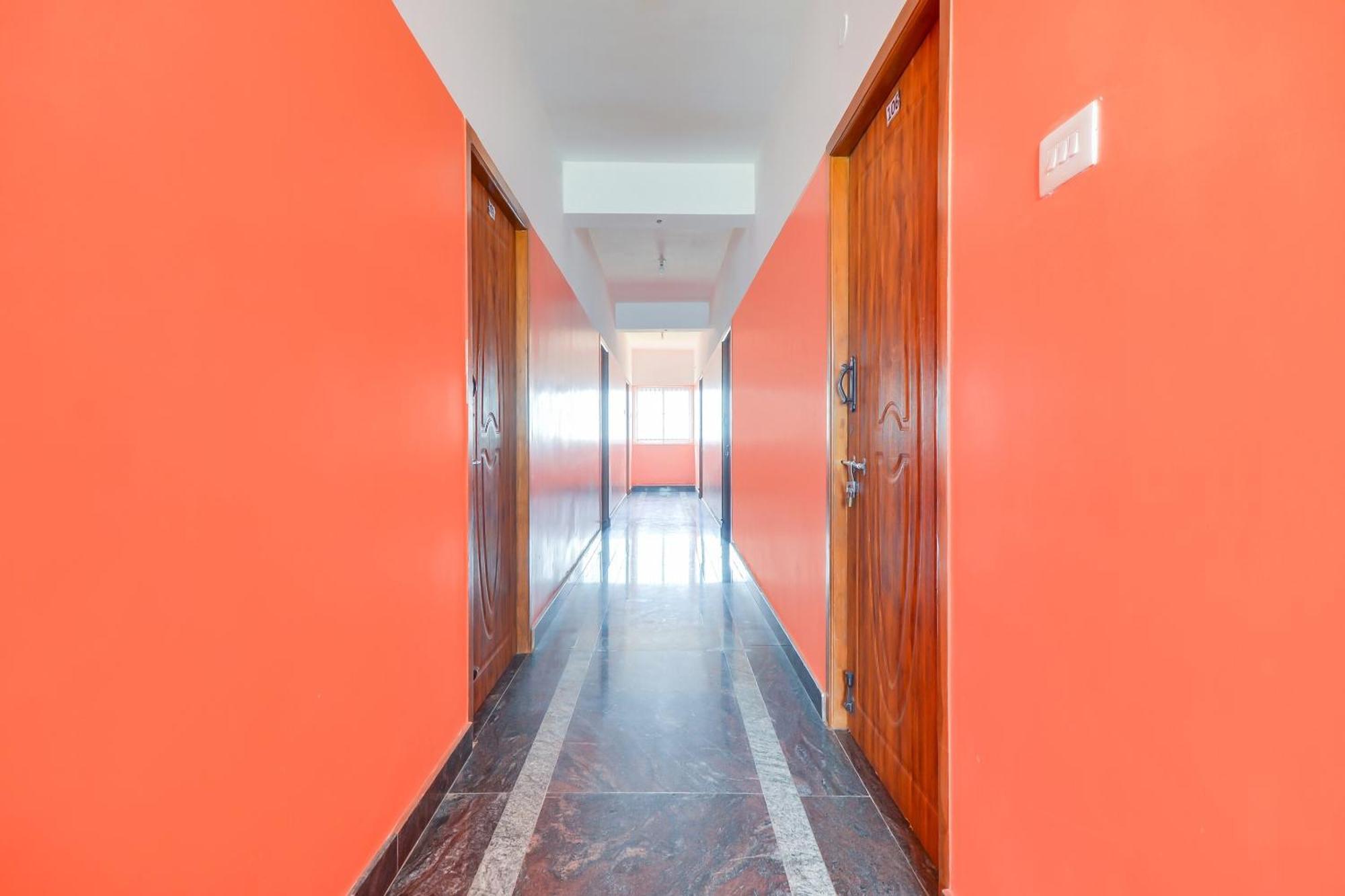 Hotel O St Residency Mudukarai Εξωτερικό φωτογραφία